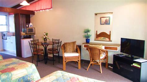 redwood motel spanaway wa|redwood.